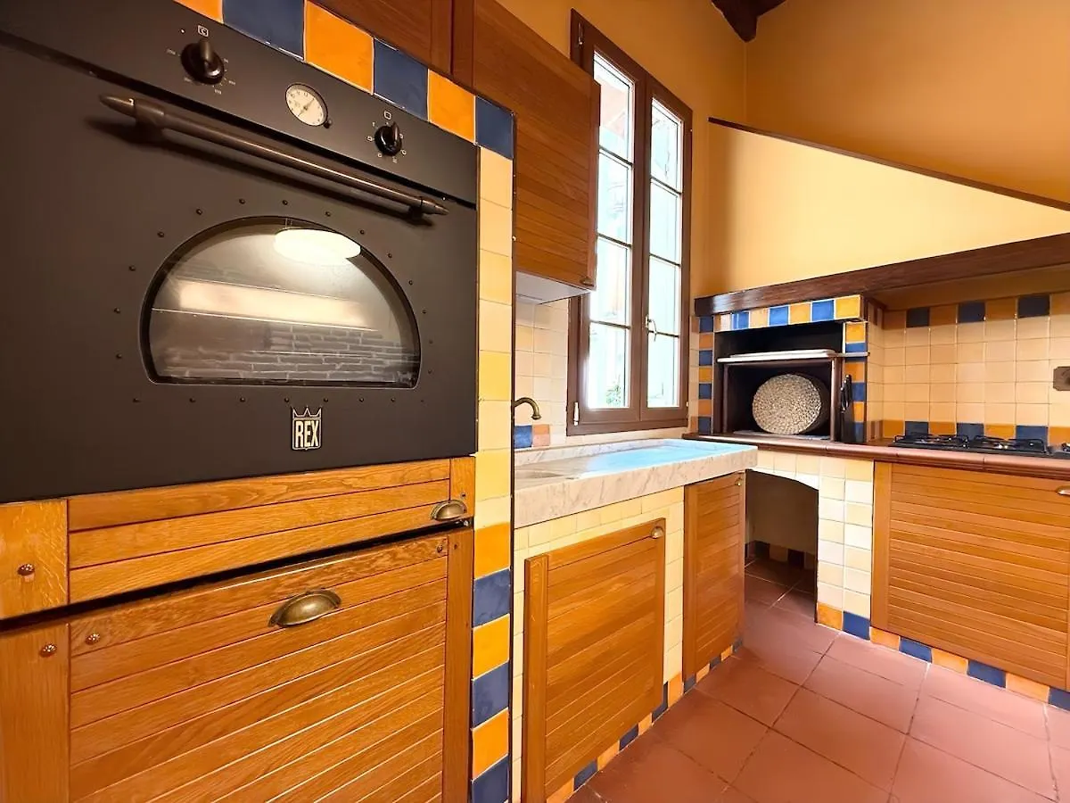 Apartment Dimora Storica Di Lusso Vicino Al Duomo Di Brunelleschi Florence Italy